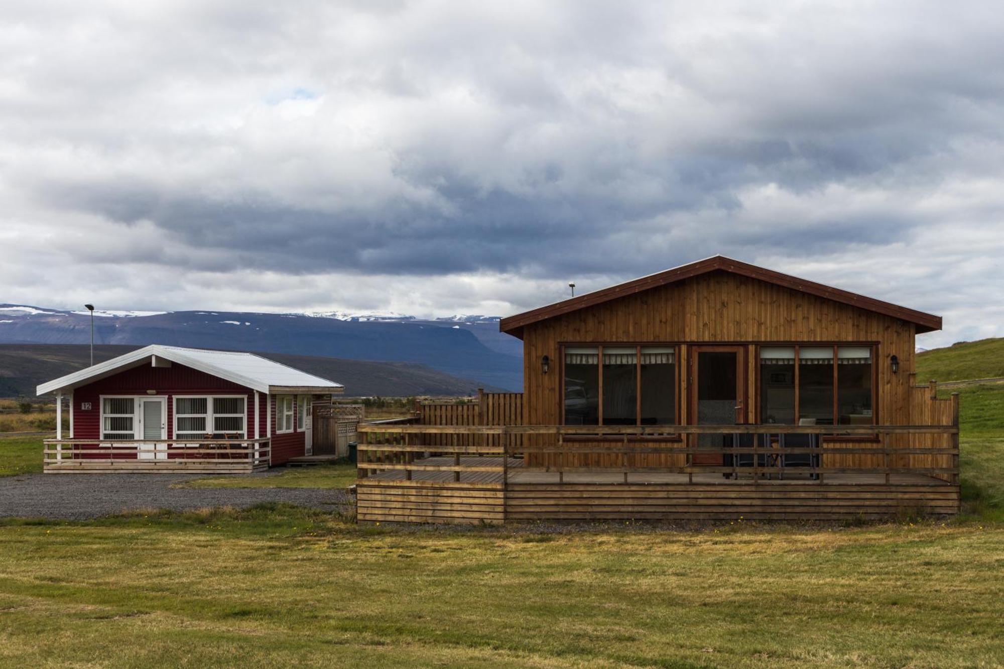 Guesthouse Brekka Exterior photo